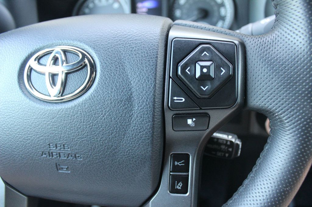 2019 Toyota Tacoma TRD Double Cab V6 photo 18
