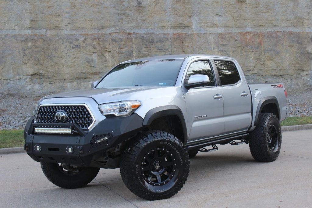 2019 Toyota Tacoma TRD Double Cab V6 photo 3