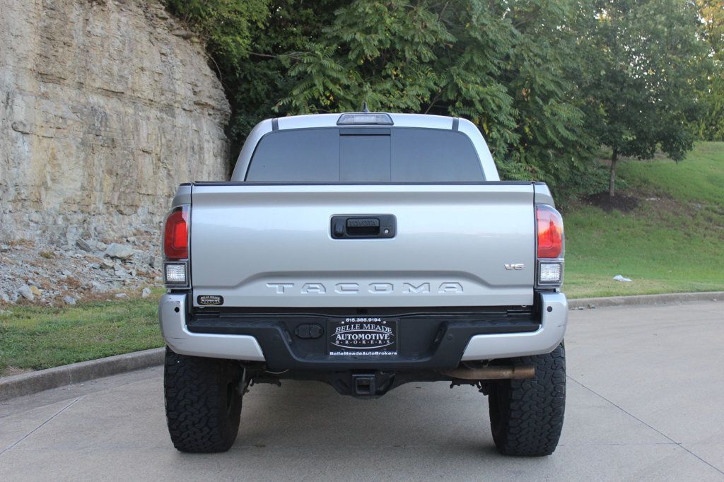2019 Toyota Tacoma TRD Double Cab V6 photo 6
