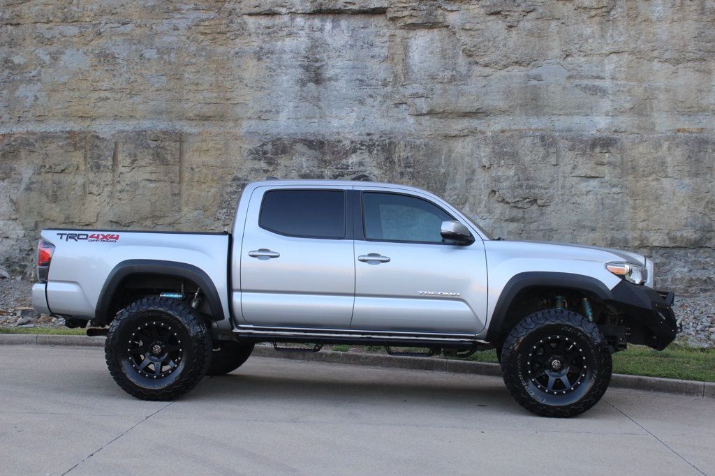 2019 Toyota Tacoma TRD Double Cab V6 photo 8