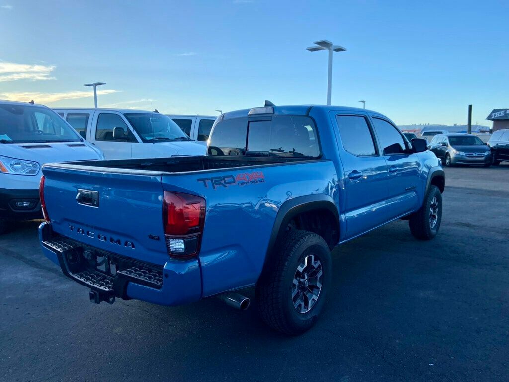 2019 Toyota Tacoma 4WD TRD Off Road Double Cab 5' Bed V6 MT - 22401587 - 5
