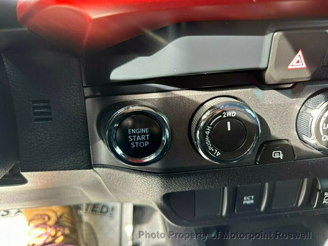 2019 Toyota Tacoma 4WD TRD Off Road Double Cab 5' Bed V6 MT - 22999633 - 16