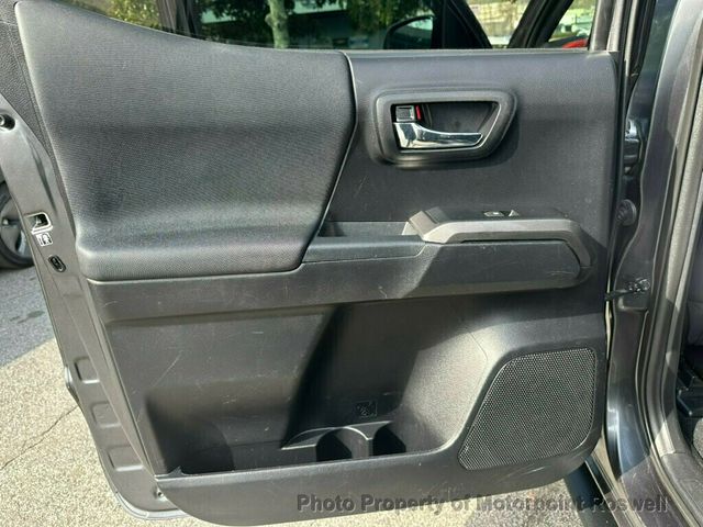 2019 Toyota Tacoma 4WD TRD Off Road Double Cab 5' Bed V6 MT - 22999633 - 22