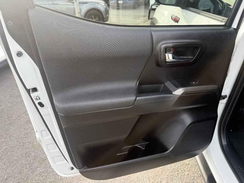2019 Toyota Tacoma 4WD TRD Pro Double Cab 5' Bed V6 AT - 22992906 - 13