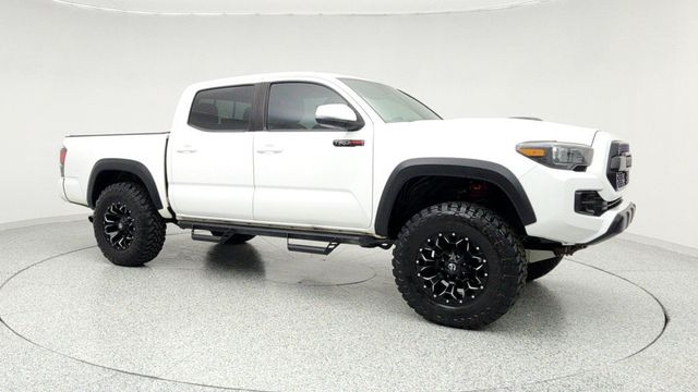 2019 Toyota Tacoma 4WD TRD Pro Double Cab 5' Bed V6 AT with Assault Wheels - 22957045 - 2