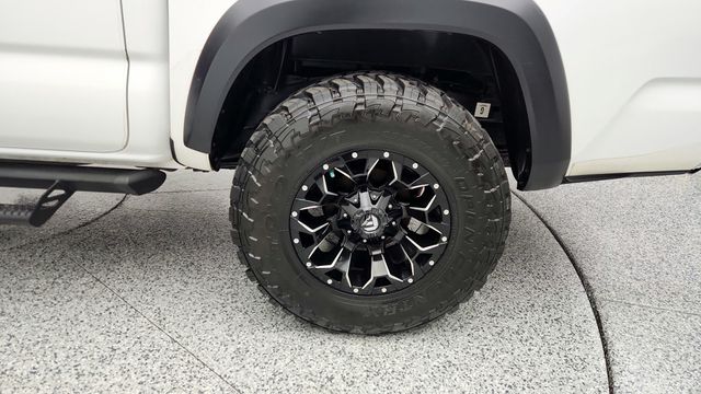 2019 Toyota Tacoma 4WD TRD Pro Double Cab 5' Bed V6 AT with Assault Wheels - 22957045 - 8