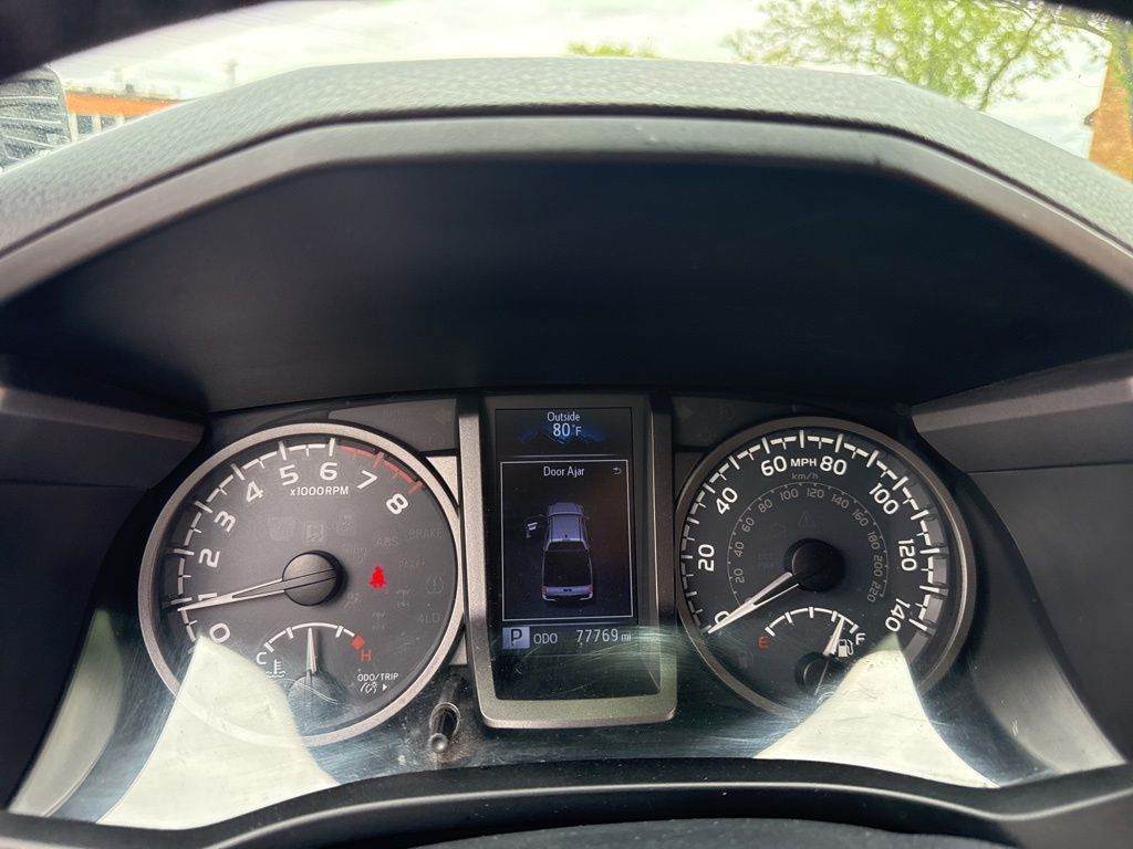 2019 Toyota Tacoma 4WD TRD Sport Double Cab 5' Bed V6 AT - 23029107 - 10