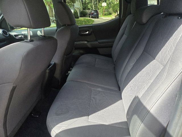 2019 Toyota Tacoma 4WD TRD Sport Double Cab 5' Bed V6 AT - 23084495 - 11