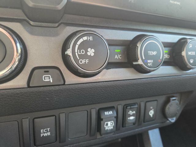 2019 Toyota Tacoma 4WD TRD Sport Double Cab 5' Bed V6 AT - 23084495 - 22