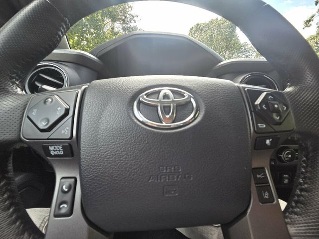 2019 Toyota Tacoma 4WD TRD Sport Double Cab 5' Bed V6 AT - 23084495 - 24