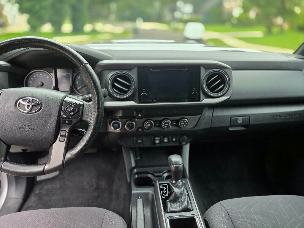 2019 Toyota Tacoma TRD Sport Double Cab V6 photo 14