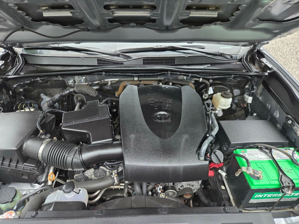2019 Toyota Tacoma TRD Sport Double Cab V6 photo 18