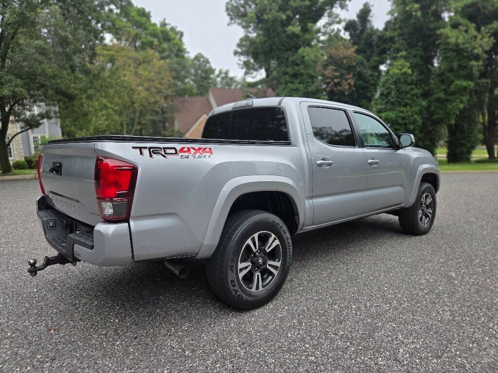 2019 Toyota Tacoma TRD Sport Double Cab V6 photo 5