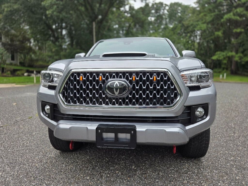 2019 Toyota Tacoma TRD Sport Double Cab V6 photo 8