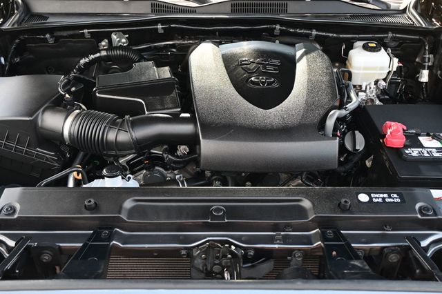 2019 Toyota Tacoma 4X4 TRD Off Road Double Cab  - 22880079 - 16