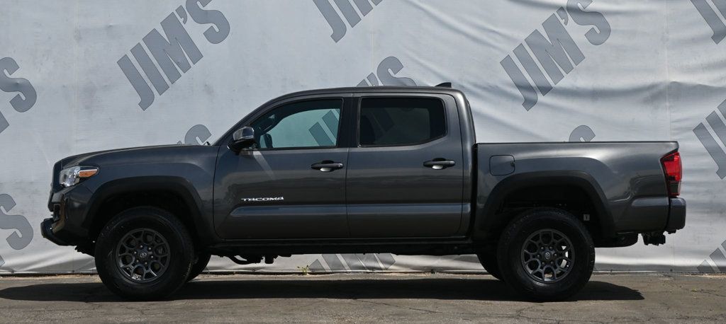 Toyota Tacoma photo 6