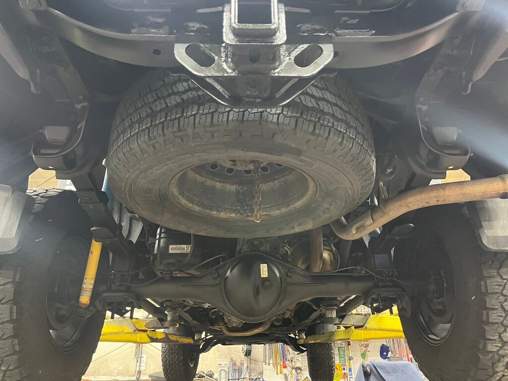 2019 Toyota Tacoma CUSTOM BUILT TRD OFFROAD - 22948788 - 40