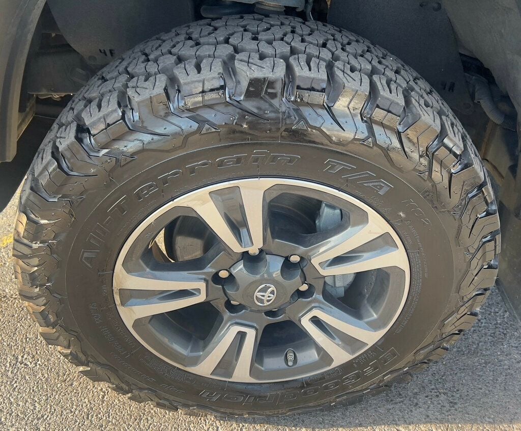 2019 Toyota Tacoma DOUBLE CAB - 22606279 - 31