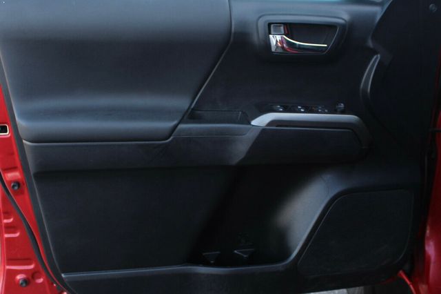 2019 Toyota Tacoma ONE OWNER 4X4 TRD SPORT DOUBLE CAB 6' BOX W/ NAVIGATION - 23004219 - 17