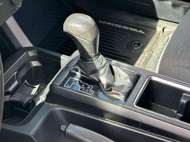 2019 Toyota Tacoma SR - 22980613 - 17