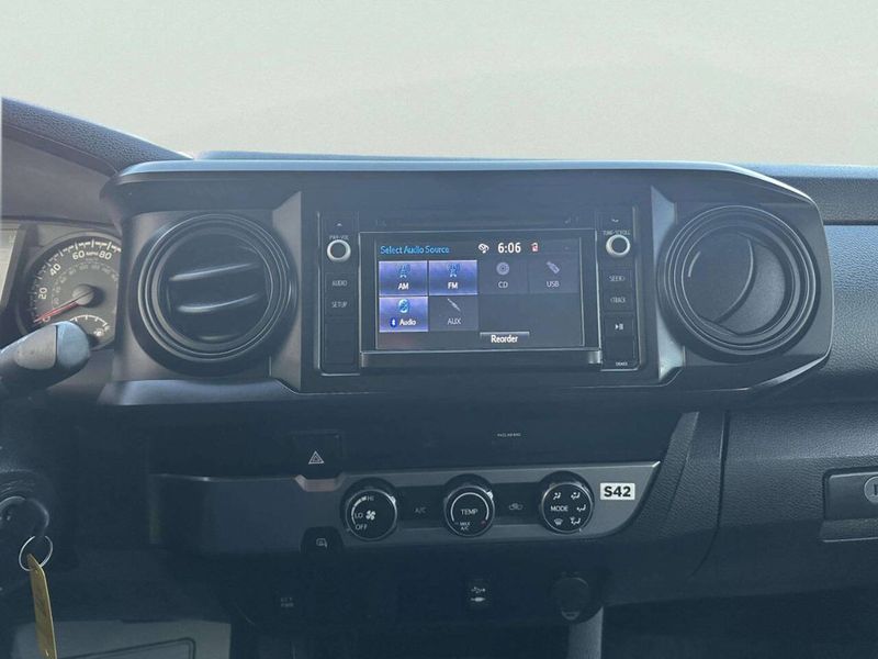 2019 Toyota Tacoma SR 4x2 4dr Access Cab 6.1 ft LB - 23012138 - 24