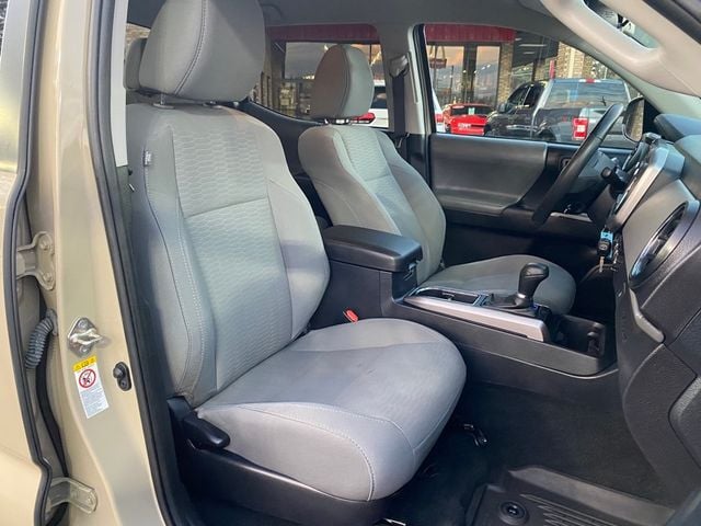 2019 Toyota Tacoma SR5 - 21795838 - 13