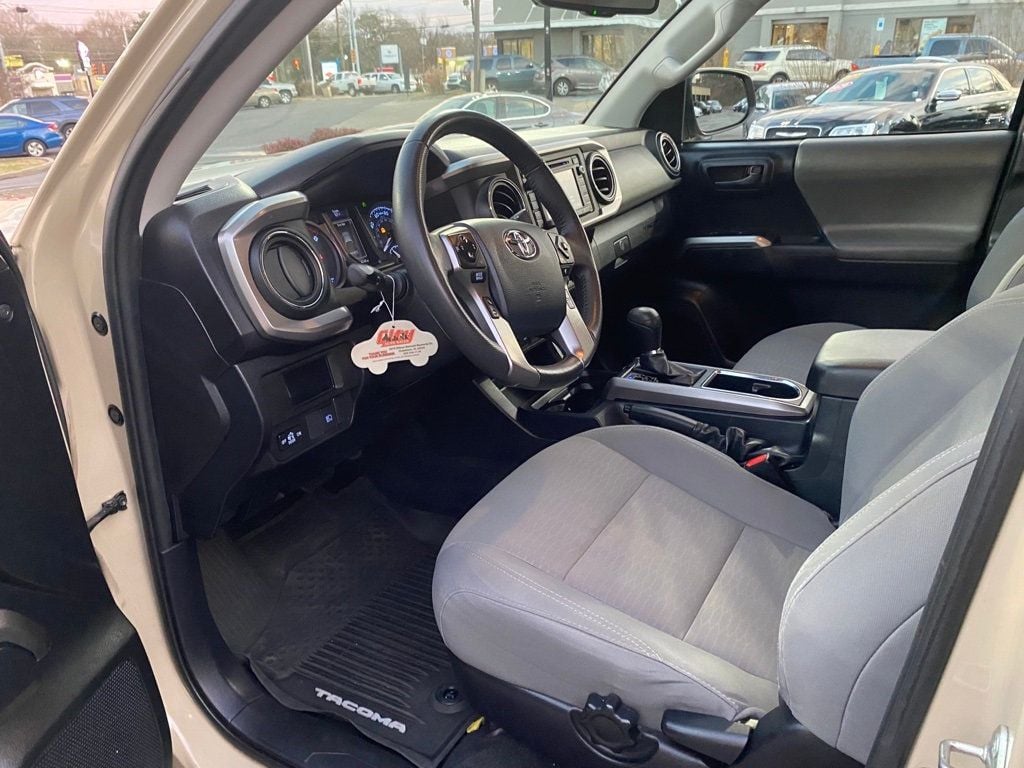 2019 Toyota Tacoma SR5 - 21795838 - 21