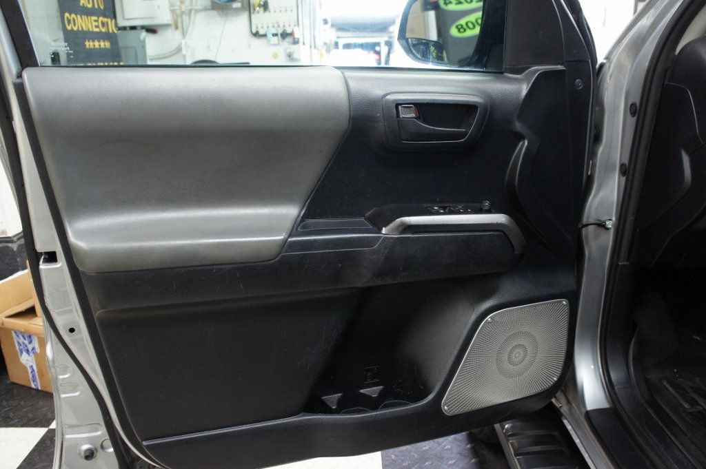 2019 Toyota Tacoma SR5 ACCESS CAB, Excellent Shape! - 23024457 - 28