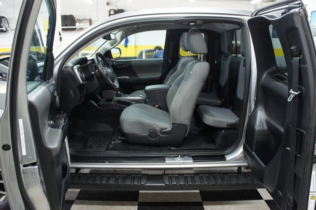 2019 Toyota Tacoma SR5 ACCESS CAB, Excellent Shape! - 23024457 - 29