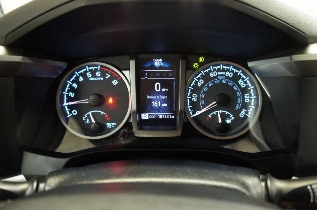 2019 Toyota Tacoma SR5 ACCESS CAB, Excellent Shape! - 23024457 - 33