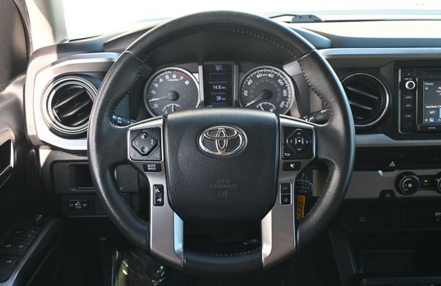 2019 Toyota Tacoma SR5 Double Cab  - 22941705 - 8