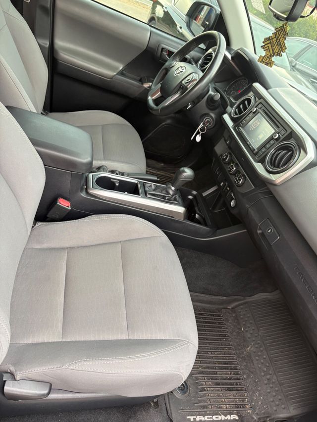 2019 Toyota Tacoma SR5 V6 - 23048898 - 15
