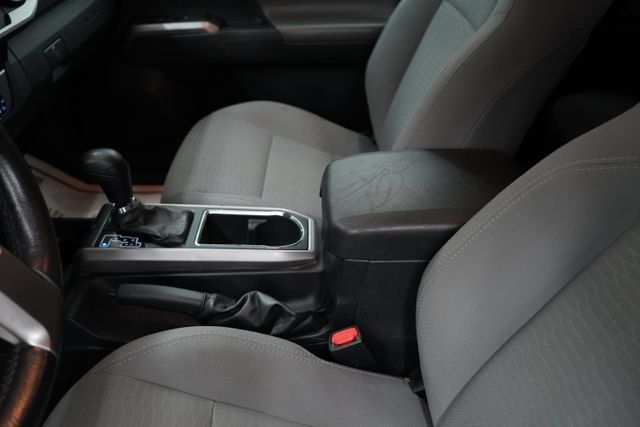 2019 Toyota Tacoma SR5 V6 - 23080815 - 26
