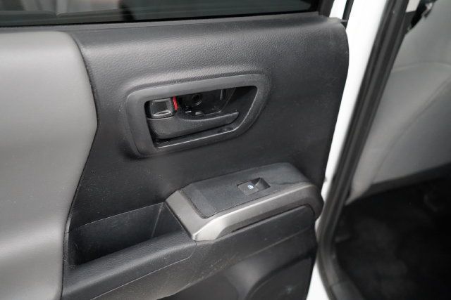 2019 Toyota Tacoma SR5 V6 - 23080815 - 28
