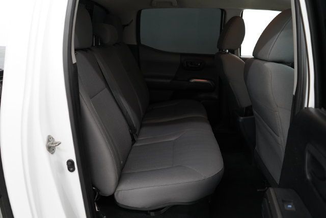 2019 Toyota Tacoma SR5 V6 - 23080815 - 34