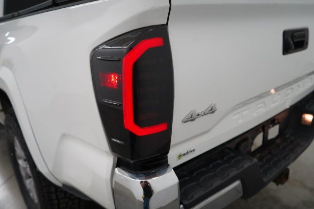 2019 Toyota Tacoma SR5 V6 - 23080815 - 42