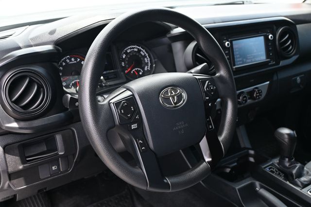 2019 Toyota Tacoma SR Access Cab Century Camper Shell - 23011573 - 9