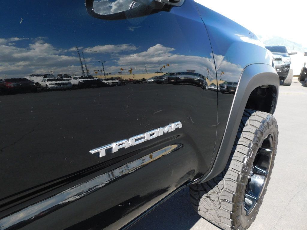 2019 Toyota Tacoma TRD OFF ROAD - 22497922 - 17