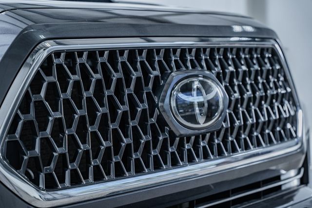 2019 Toyota Tacoma TRD Off-Road - 22813748 - 10