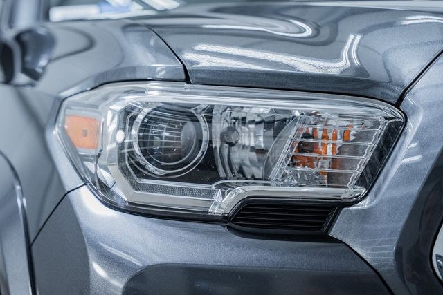 2019 Toyota Tacoma TRD Off-Road - 22813748 - 11