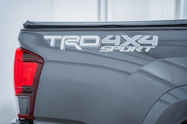 2019 Toyota Tacoma TRD Off-Road - 22813748 - 21
