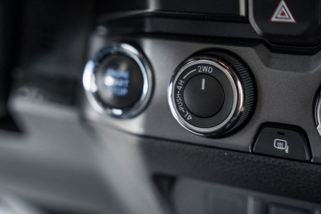 2019 Toyota Tacoma TRD Off-Road - 22813748 - 33