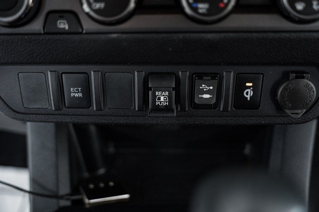 2019 Toyota Tacoma TRD Off-Road - 22813748 - 35