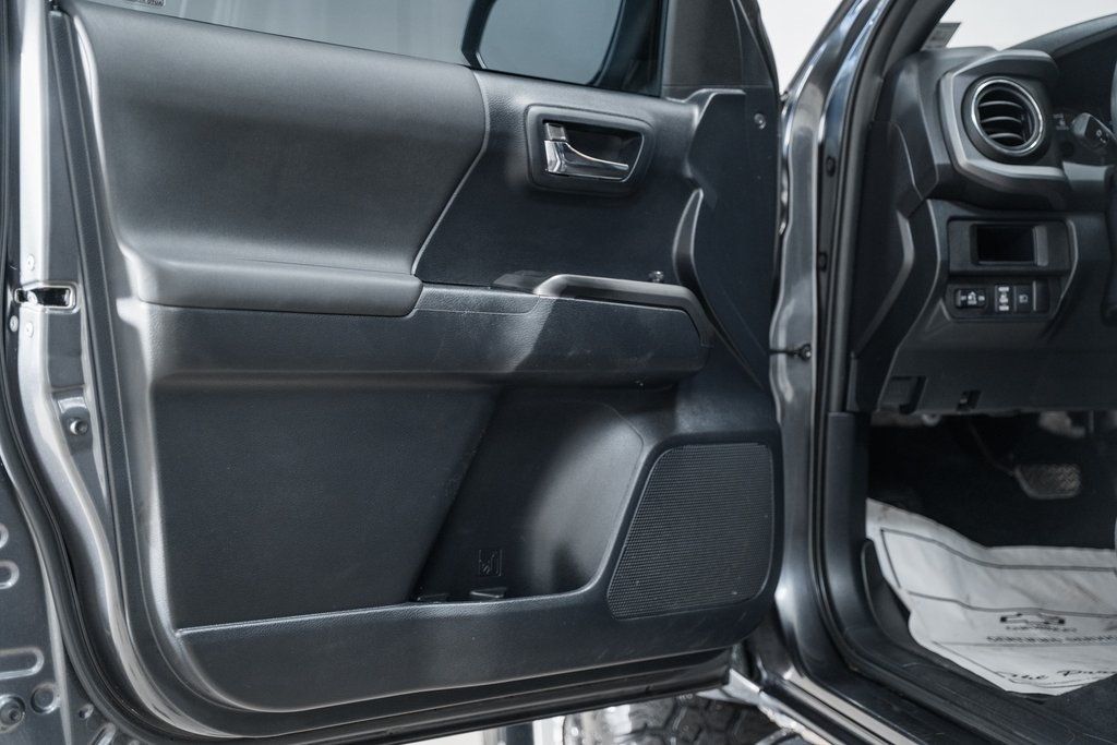 2019 Toyota Tacoma TRD Off-Road - 22813748 - 45