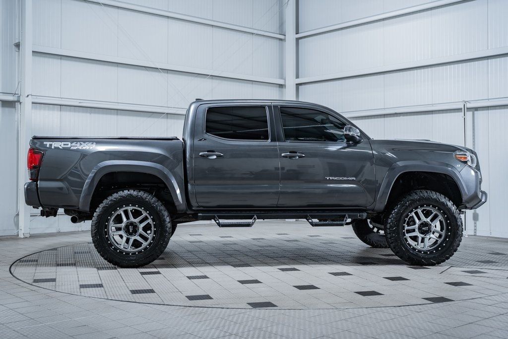 2019 Toyota Tacoma TRD Off-Road - 22813748 - 8