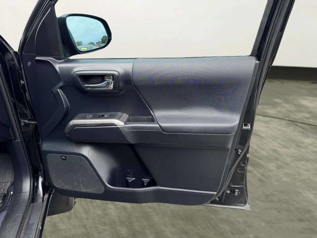 2019 Toyota Tacoma TRD Off Road 4x4 4dr Double Cab 5.0 ft SB 6A - 23046459 - 28