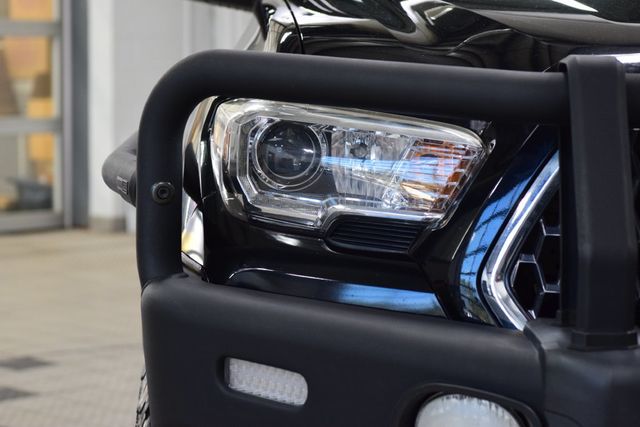 2019 Toyota Tacoma TRD Premium Off Road Lifted - 23081673 - 10