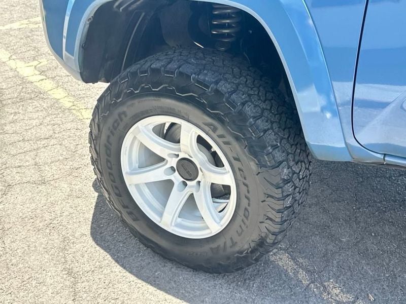 2019 Toyota Tacoma TRD Sport photo 10
