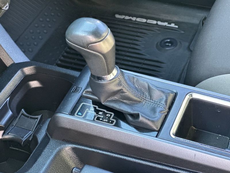 2019 Toyota Tacoma TRD Sport - 23015540 - 18