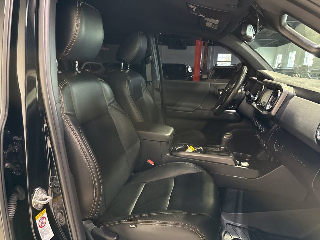 2019 Toyota Tacoma TRD Sport - 23031556 - 45